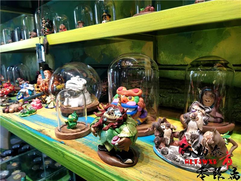 阿勒泰市 文旅产品丰富旅游市场，手工艺品成新亮点
